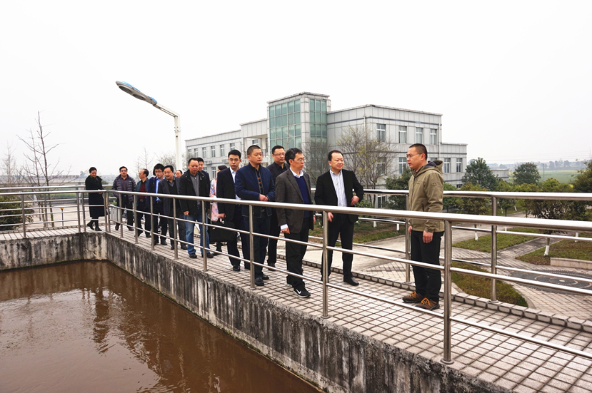 國家、省、市發(fā)改委調(diào)研組到杰陽排水公司進(jìn)行成本調(diào)研