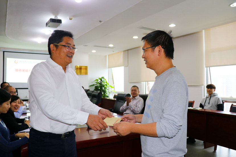 2018年9月30日 集團(tuán)公司召開(kāi)援藏干部座談會(huì)2