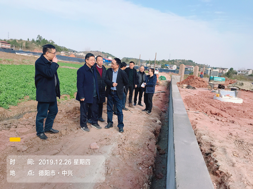 市委常委、政法委書記周新對城鎮(zhèn)污水打包項目展開督查