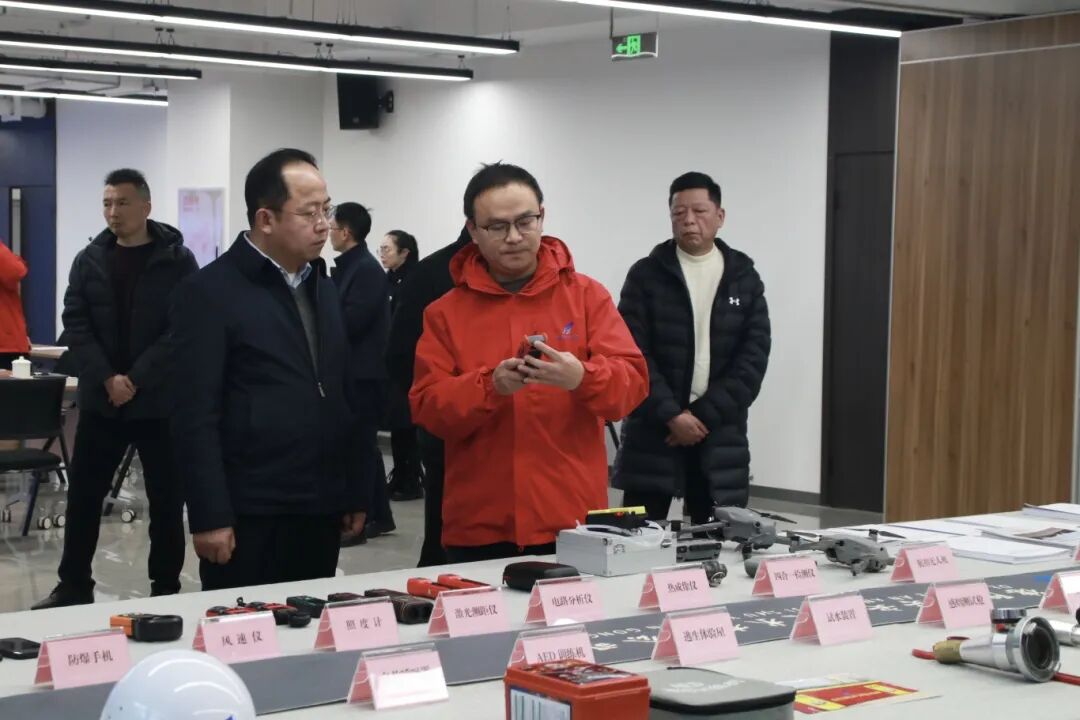 德陽市委常委、常務副市長李江波赴科安公司調(diào)研